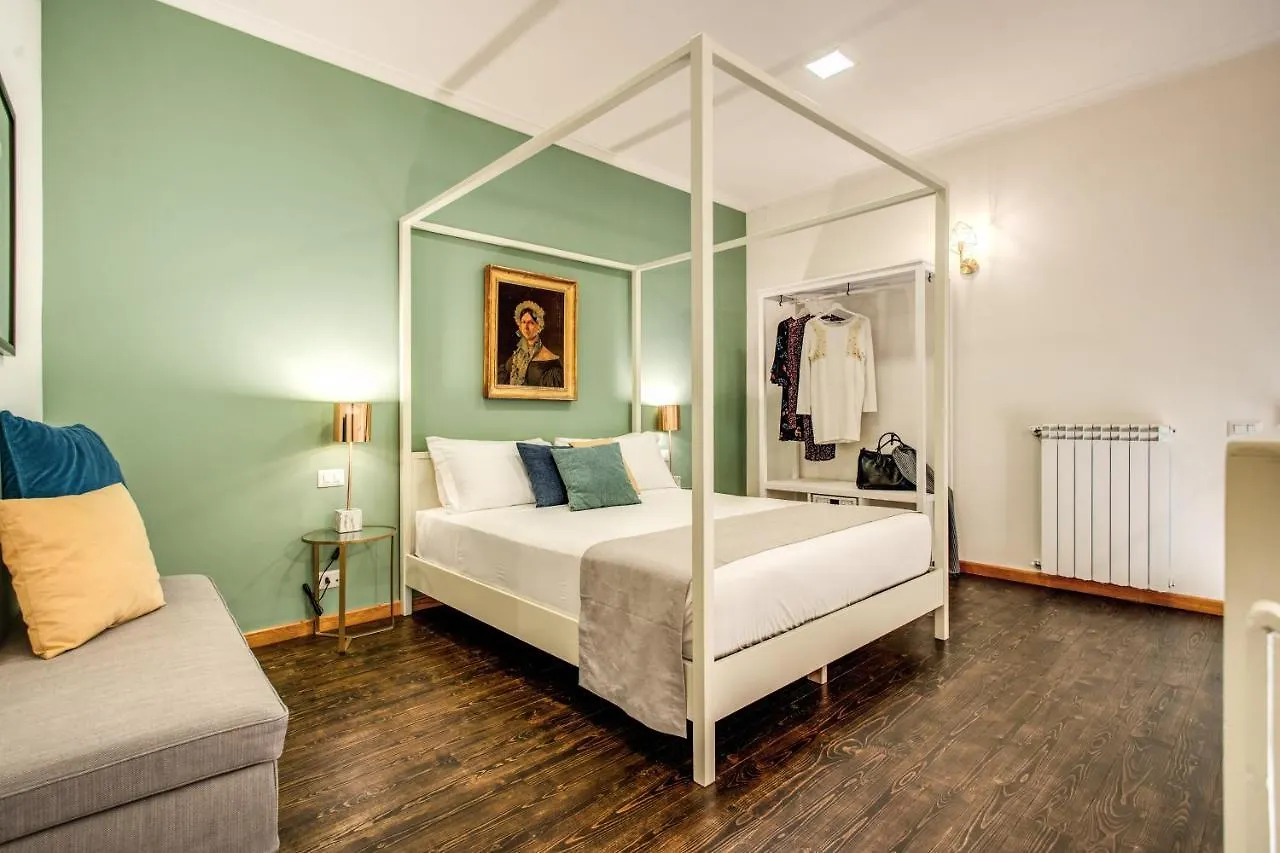 Casa Hosteno Naples 2*,  Italy