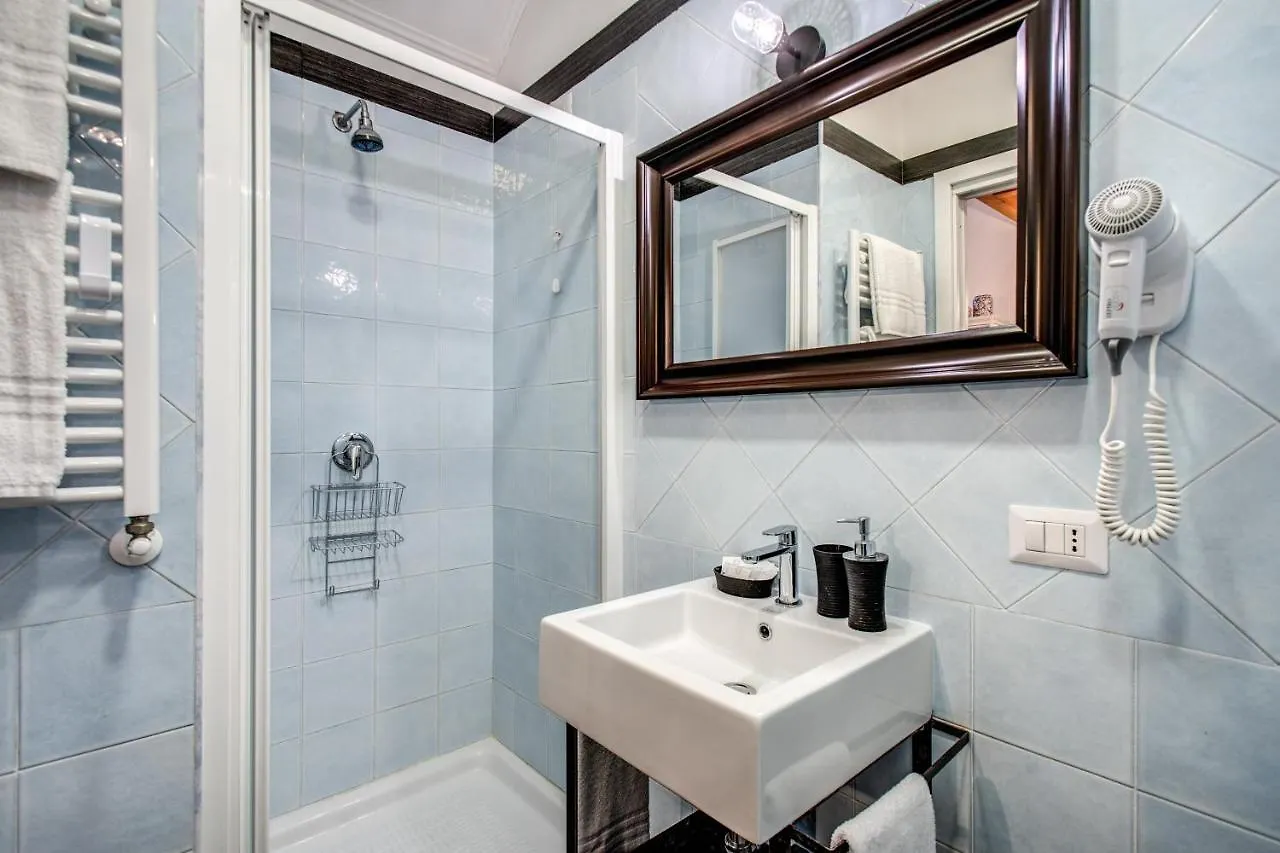 Casa Hosteno Naples 2*,